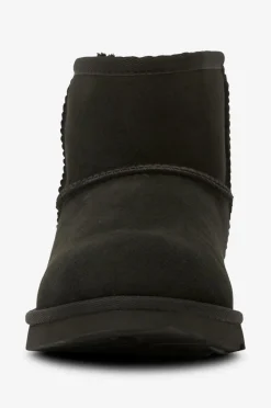UGG Boots K Classic Mini II