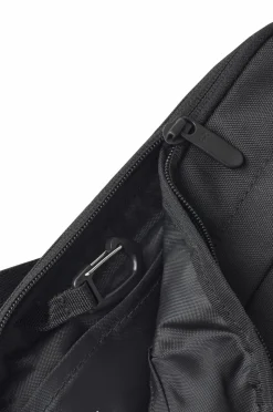 Under Armour Bæltetaske UA Essential WB Xbody