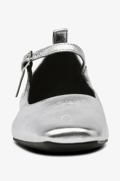 Vagabond Ballerinasko Delia