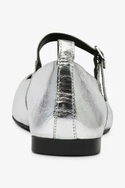 Vagabond Ballerinasko Delia