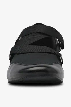 Vagabond Ballerinasko Hillary