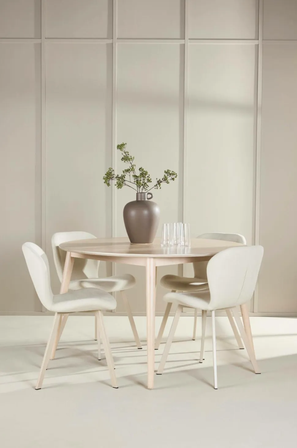 Venture Home Spisebord Flora med Lilja-stol