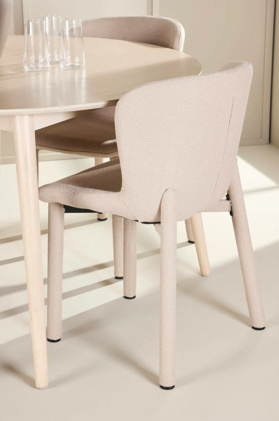 Venture Home Spisebord Flora med Astoria-stol