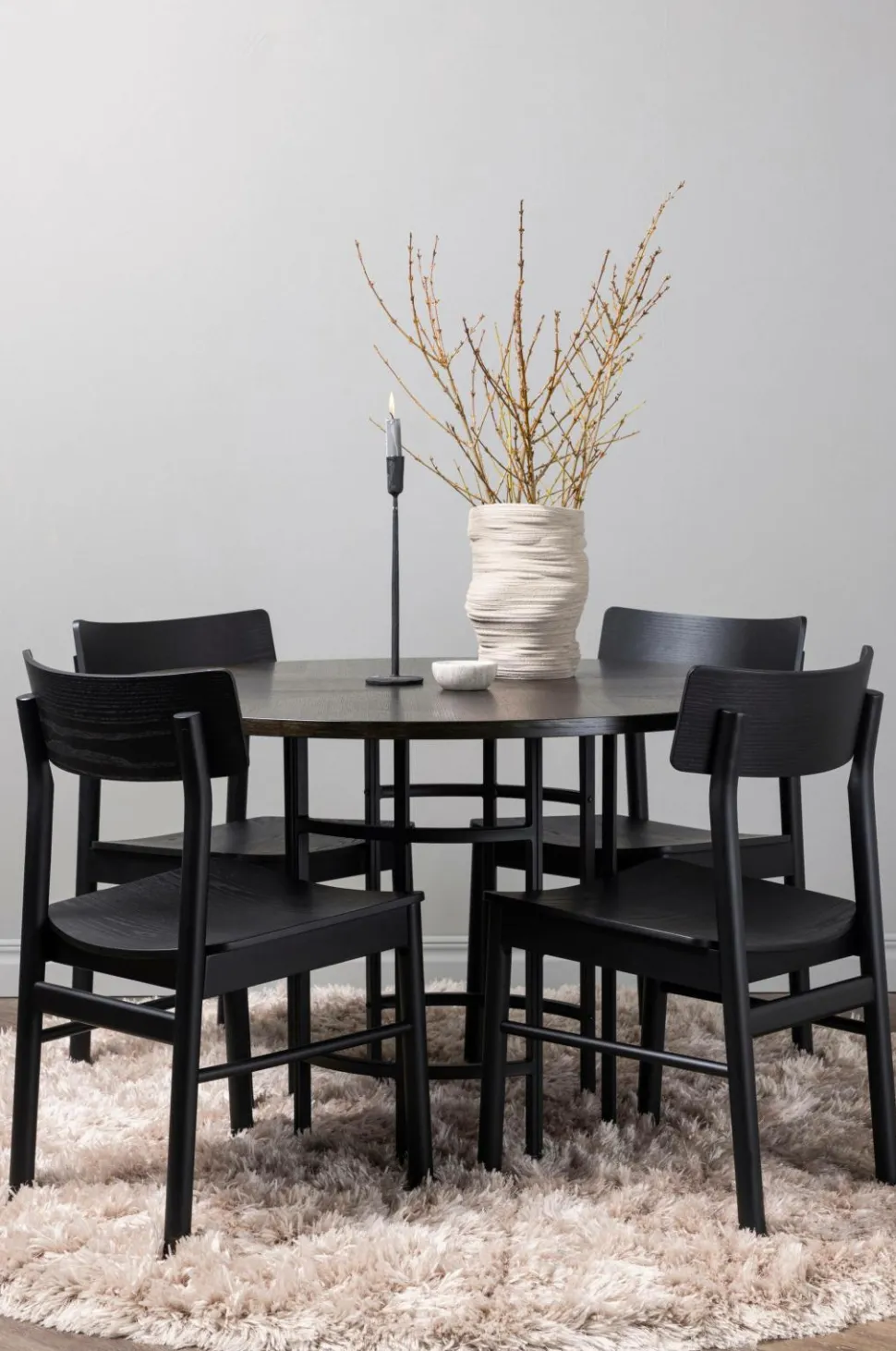 Venture Home Spisegruppe Copenhagen og stolene Montros