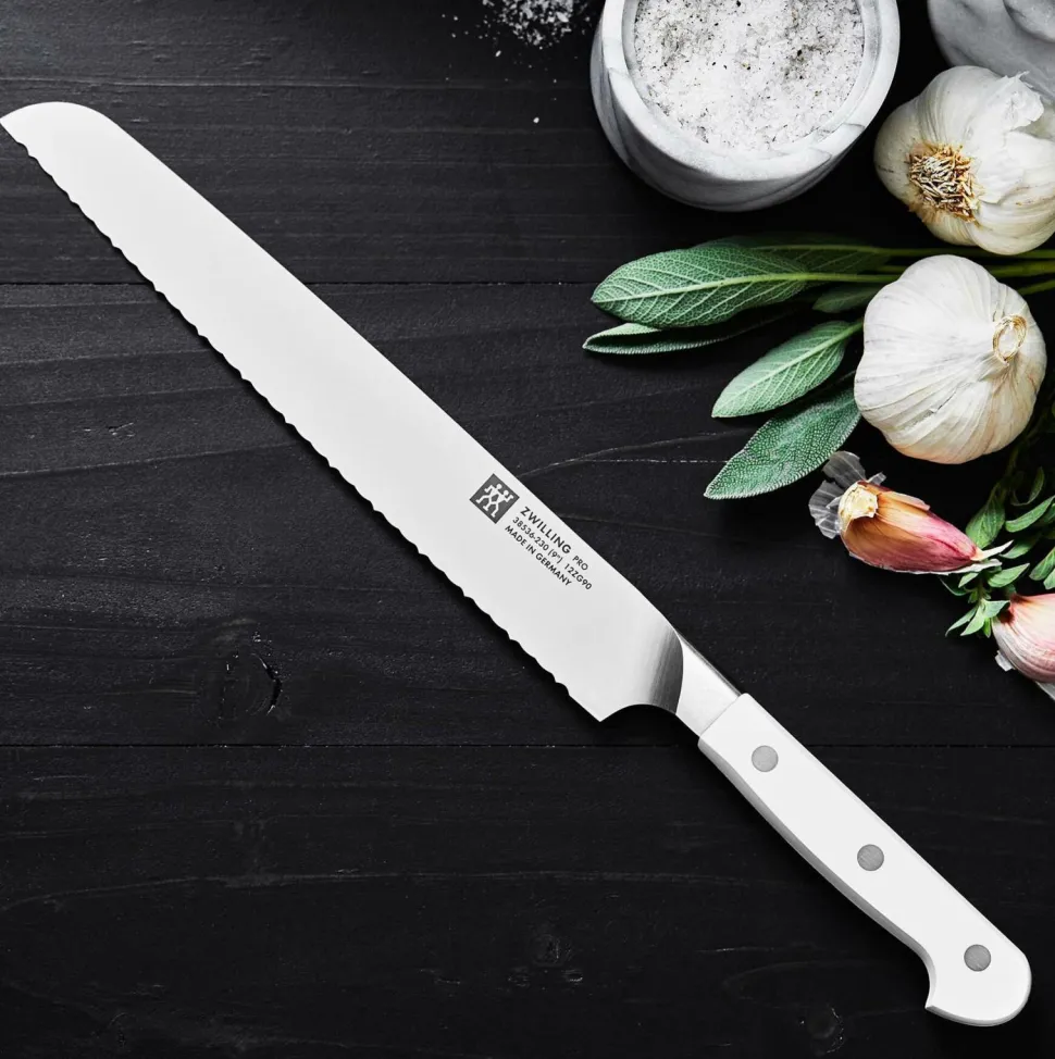 ZWILLING Tandad brödkniv Pro le blanc 23 cm